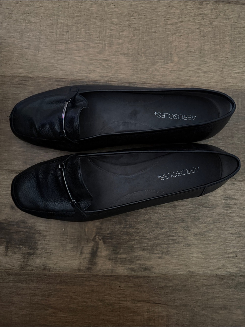 AEROSOLES Black Leather Loafers with Subtle Metal Accent